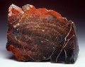 Какие полезные свойства у камня Яшма?